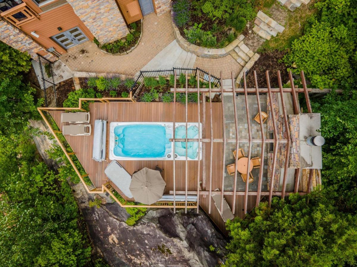 Altitude Inout 3 Bdrs W Sauna And Hot Tub Mont-Tremblant